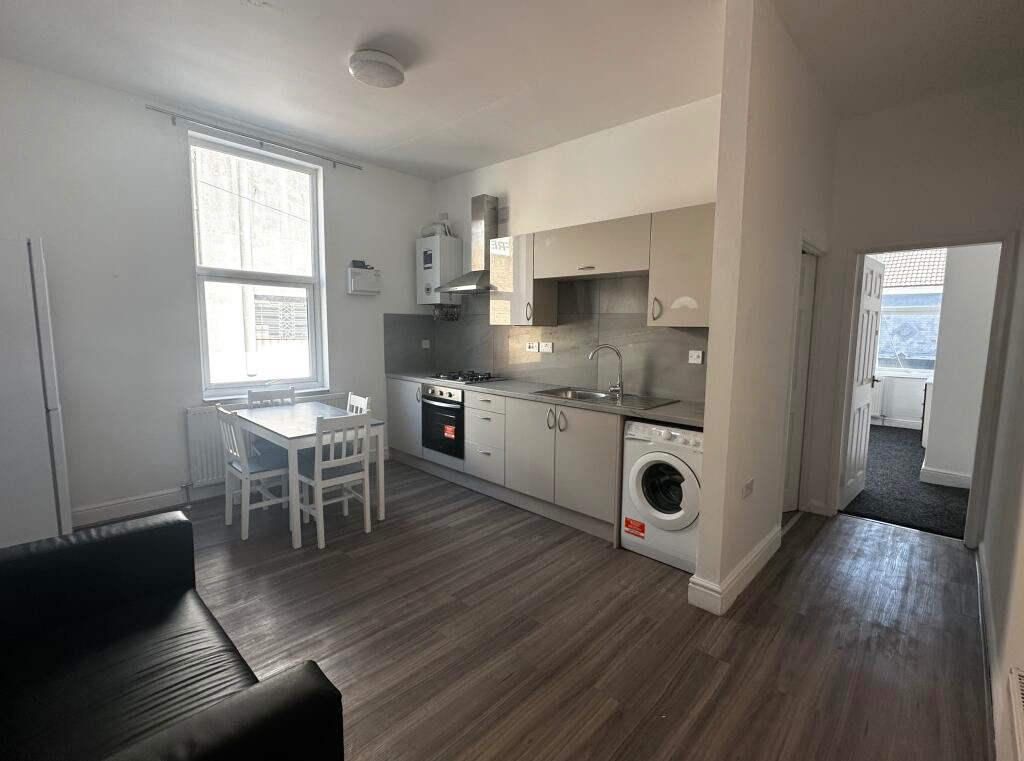 Additional image 31 of 2 Bed Flat, Nottingham, NG7, N1 7GU