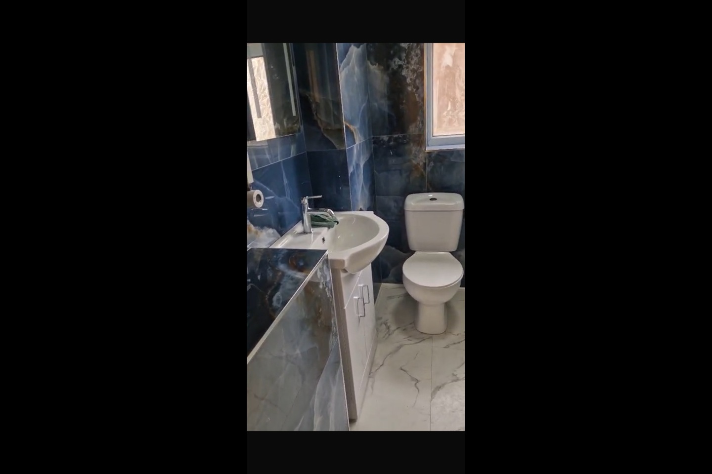 2 Bed Flat, Vale Drive, SO18, N1 7GU