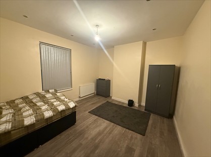 Room in a Shared House, Whateley Road, B21