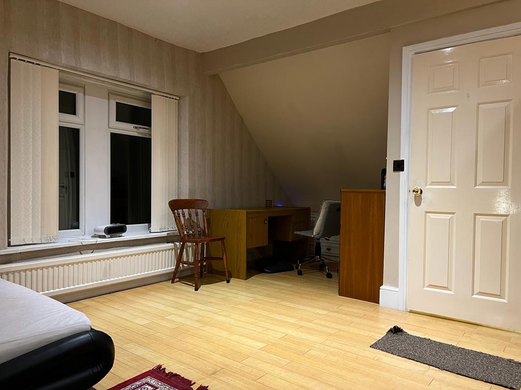 Additional image 3 of Room in a Shared House, Granville Road, S2, N1 7GU