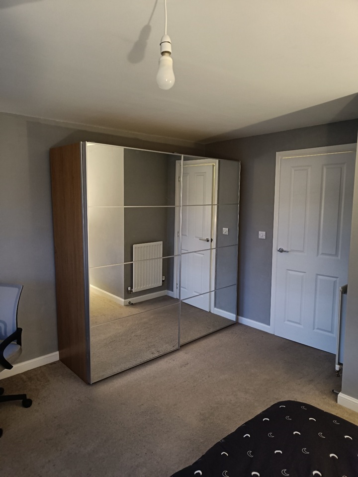 Additional image 3 of Room in a Shared House, Whitelands Way, OX26, N1 7GU