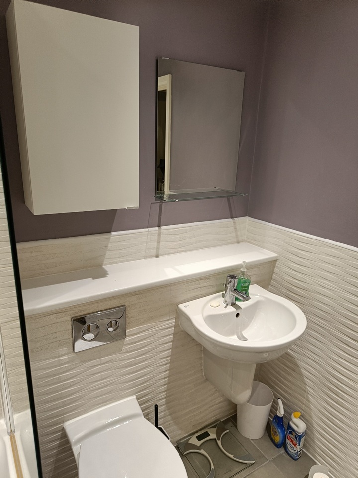 Additional image 5 of Room in a Shared House, Whitelands Way, OX26, N1 7GU