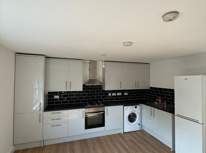 2 Bed Flat, Burnt Ash Hill, SE12