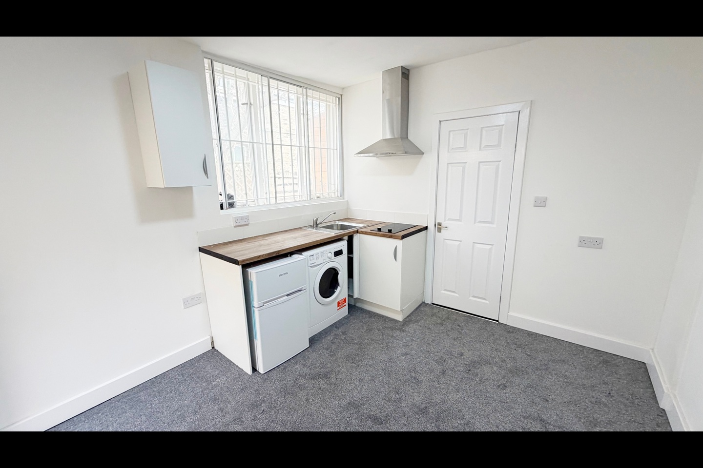 Additional image 3 of Studio Flat, Kingsland High St, E8, N1 7GU