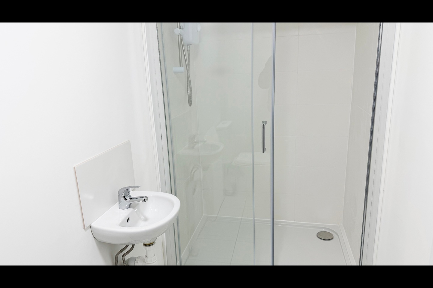 Additional image 4 of Studio Flat, Kingsland High St, E8, N1 7GU