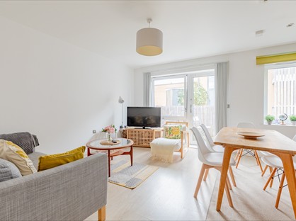 1 Bed Flat, Saxony Court, E5