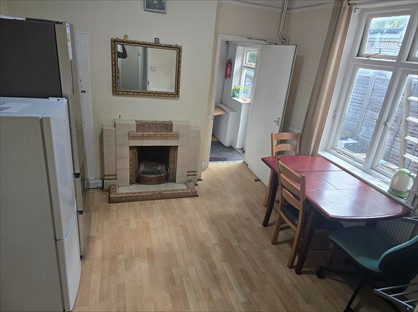 Room in a Shared House, Mill Road, CB1