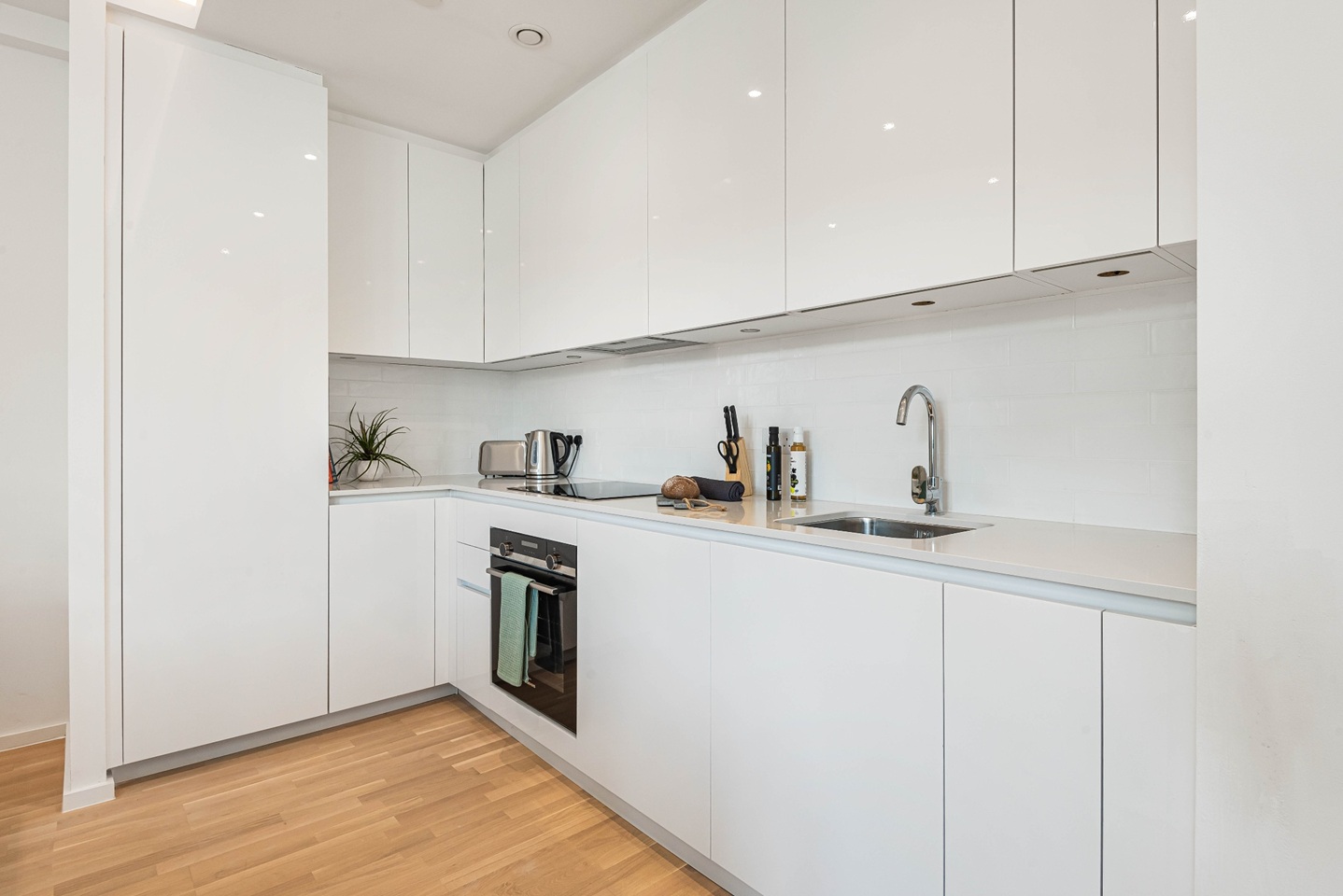 Additional image 3 of 1 Bed Flat, Gravity Royal Heights, RG1, N1 7GU