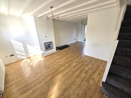 3 Bed Semi-Detached House, Stewart Drive, LE11