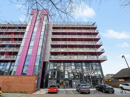 2 Bed Flat, Tinderbox House, SE8