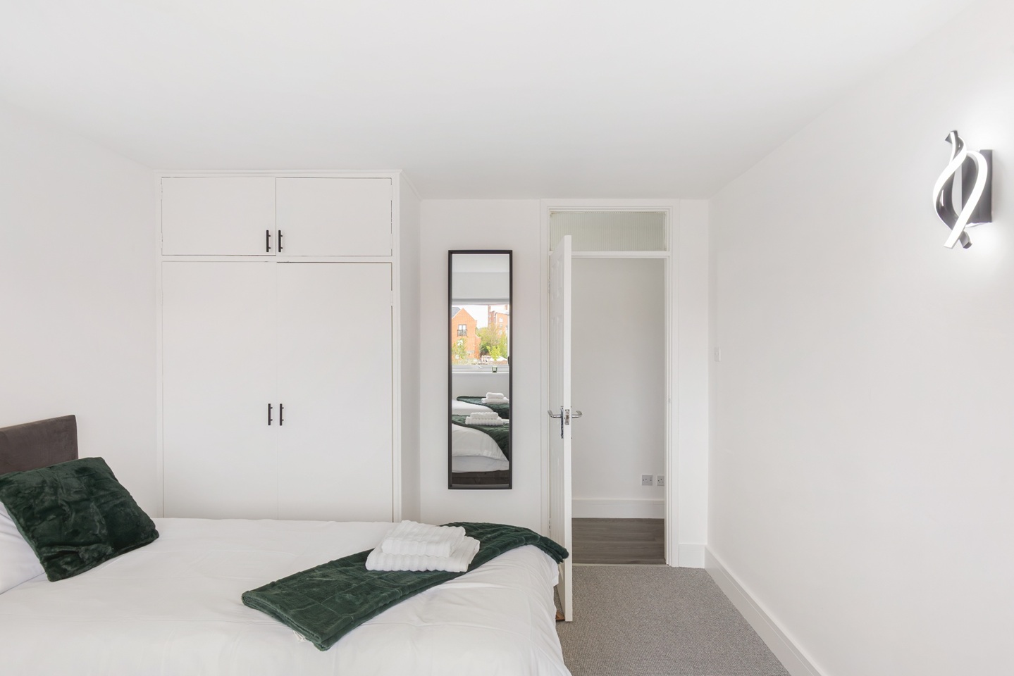 Additional image 12 of 2 Bed Flat, Barnwood Close, RG30, N1 7GU