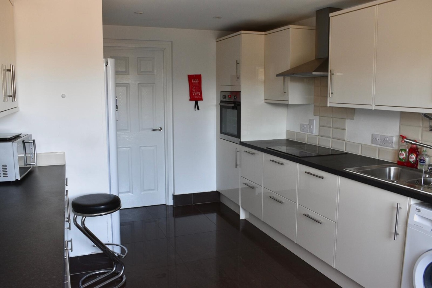 Additional image 4 of Bedsit, Brimley Road, CB4, N1 7GU