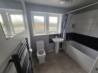 3 Bed Semi-Detached House, Portland Crescent, TW13