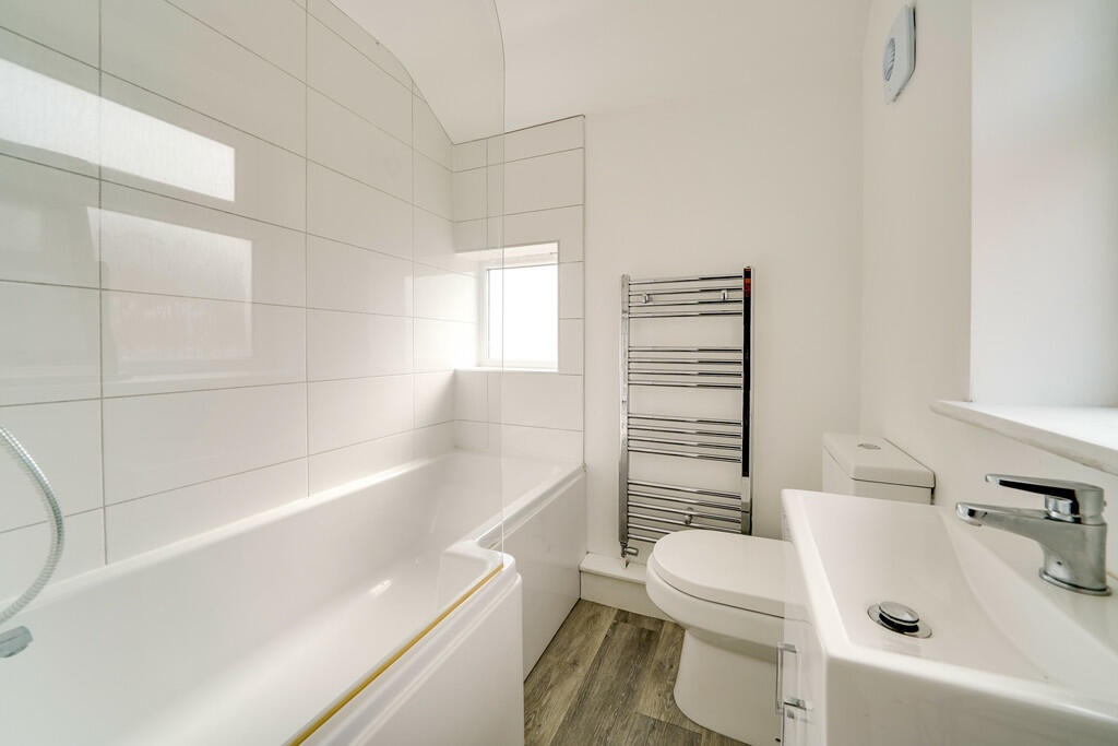 Additional image 6 of 2 Bed Flat, Godwin Way, CB1, N1 7GU