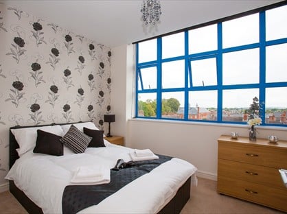 1 Bed Flat, Clarence St, SN1