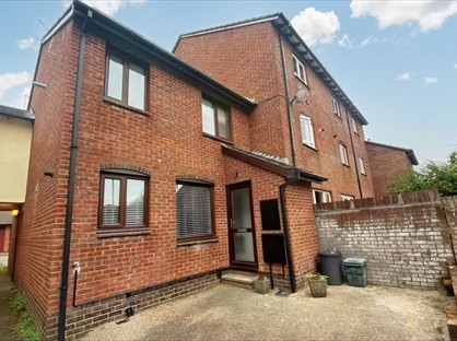 2 Bed Terraced House, Nurseries Close, EX3
