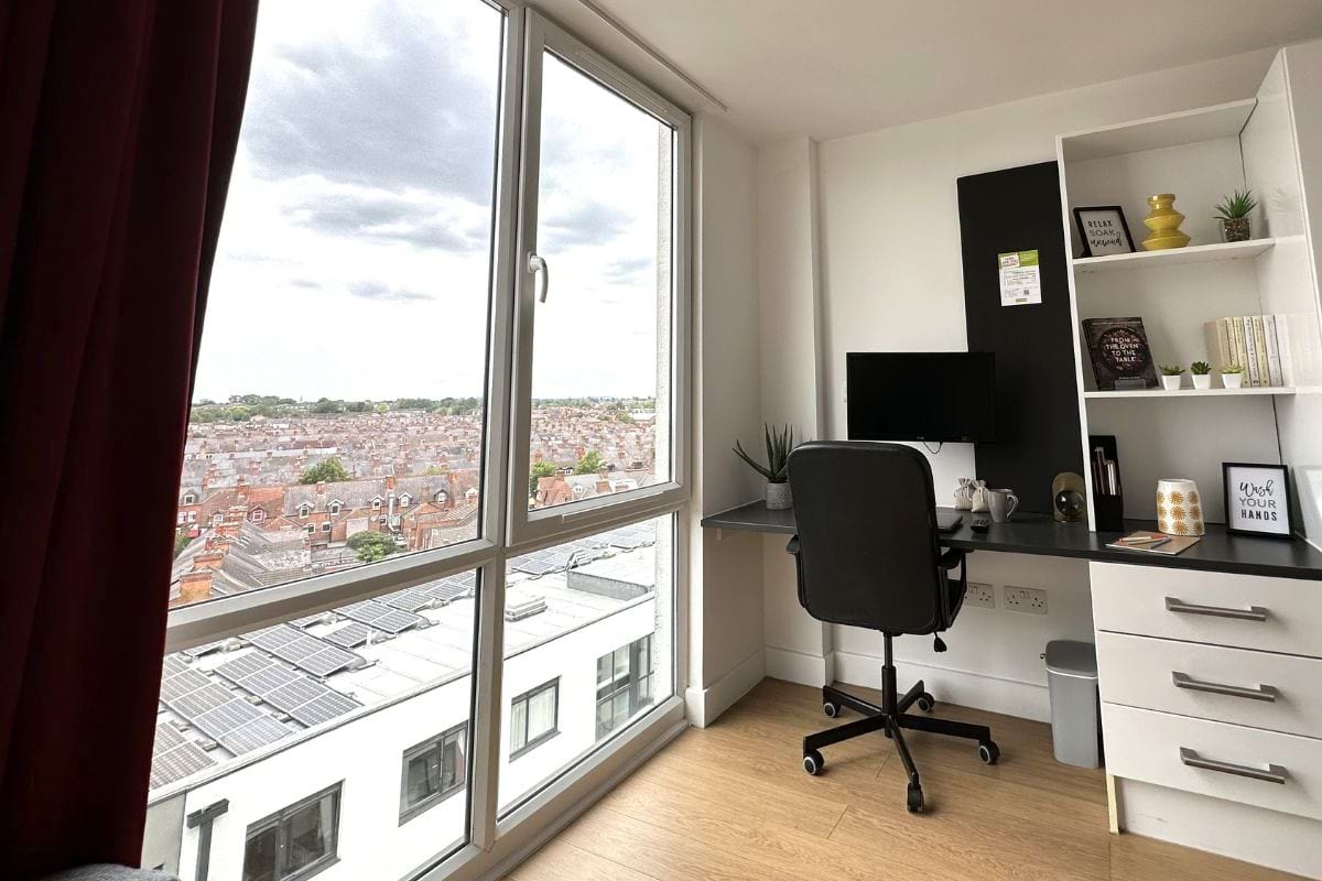 1 Bed Flat, Demontfort University, LE3, N1 7GU