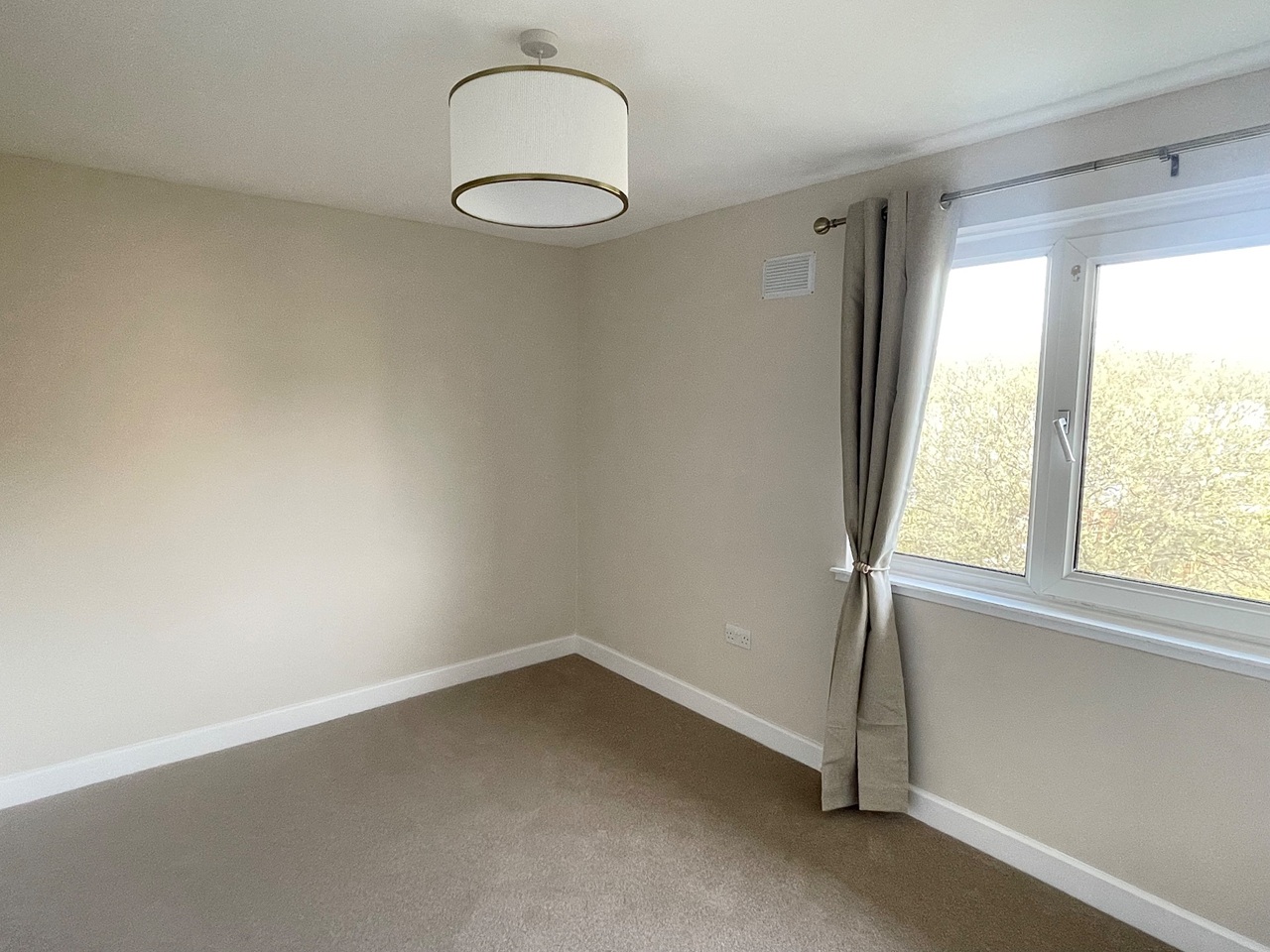 Additional image 23 of 2 Bed Flat, Christian Grove, EH15, N1 7GU