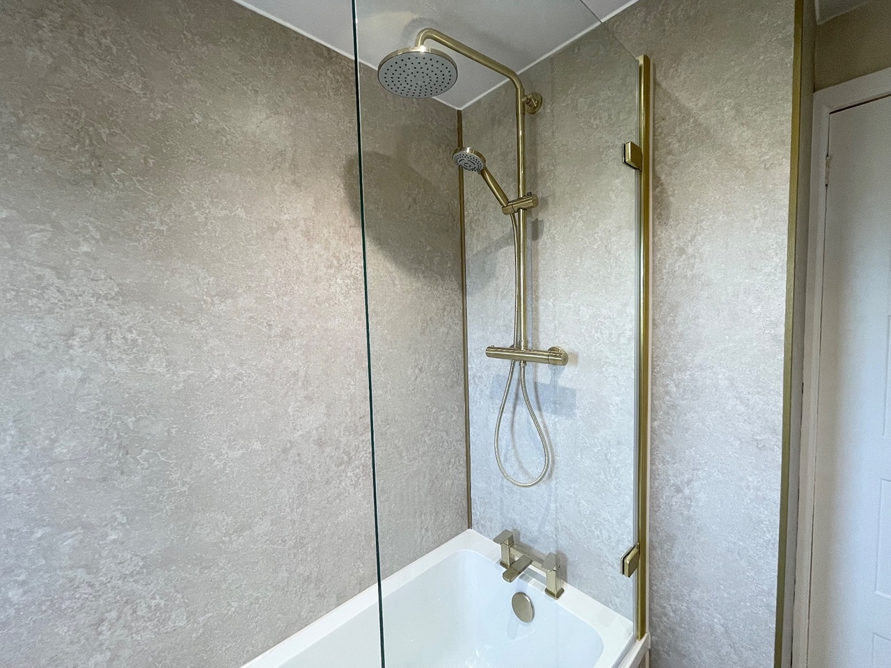 Additional image 17 of 2 Bed Flat, Christian Grove, EH15, N1 7GU