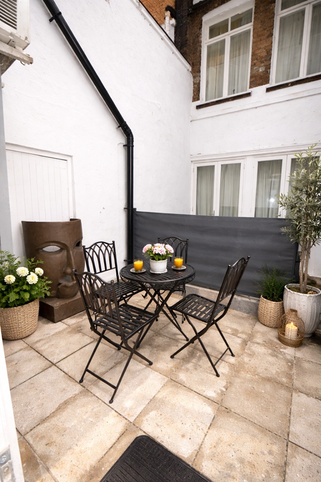 Additional image 21 of 1 Bed Flat, Welbeck St, W1G, N1 7GU