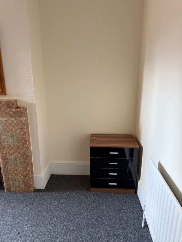 Additional image 3 of Room in a Shared House, College Road, RG6, N1 7GU