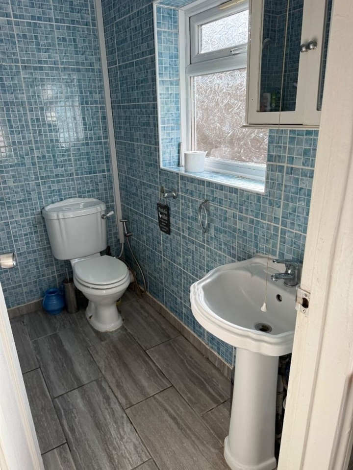 Additional image 4 of Room in a Shared House, College Road, RG6, N1 7GU