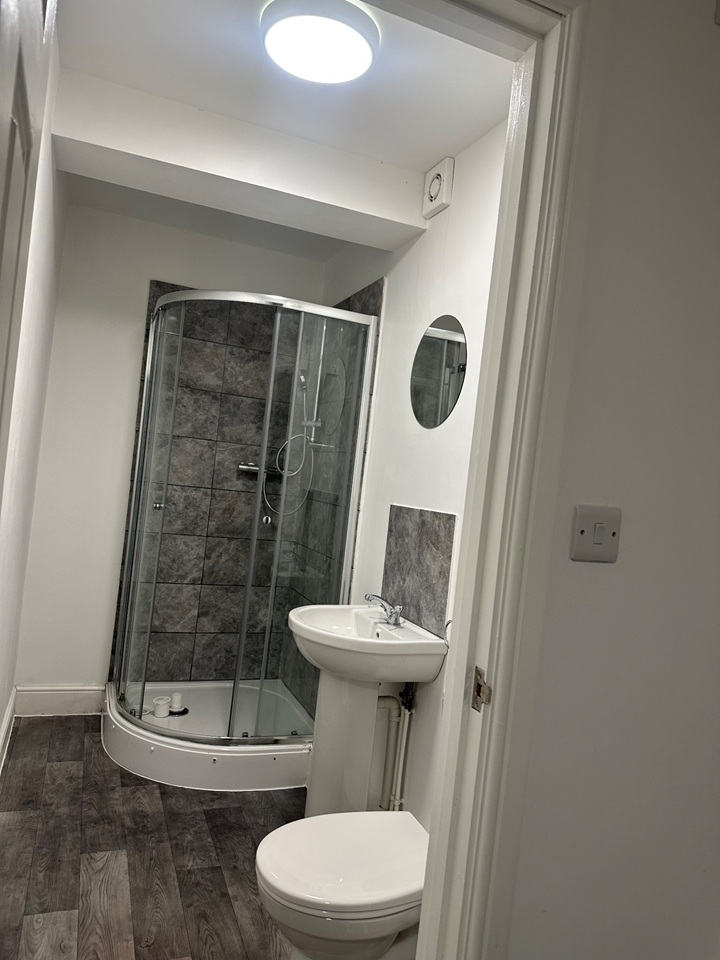 Additional image 4 of Room in a Shared House, Valentia Road, OX3, N1 7GU