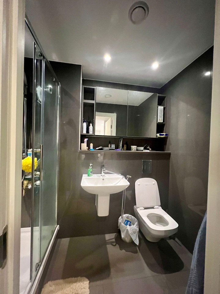 Additional image 6 of 2 Bed Flat, Owen St, M15, N1 7GU