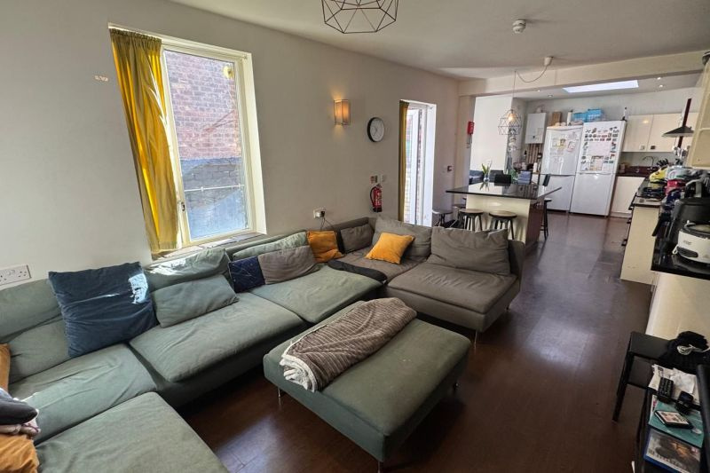 Additional image 5 of Room in a Shared House, Great Western St, M14, N1 7GU