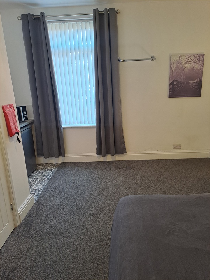 Additional image 2 of 6 Bed Semi-Detached House, Handsworth Road, S9, N1 7GU