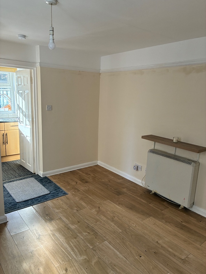 Additional image 3 of 1 Bed Maisonette, Atherley Road, SO15, N1 7GU