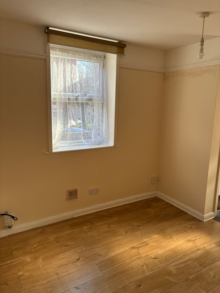 Additional image 4 of 1 Bed Maisonette, Atherley Road, SO15, N1 7GU