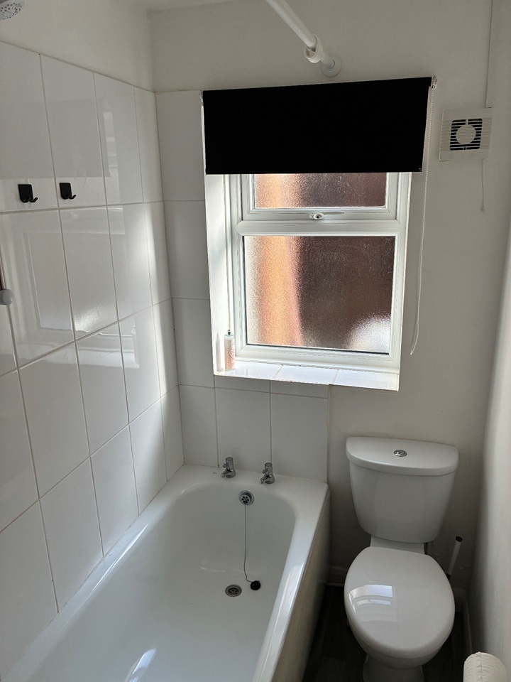 Additional image 17 of 1 Bed Maisonette, Atherley Road, SO15, N1 7GU