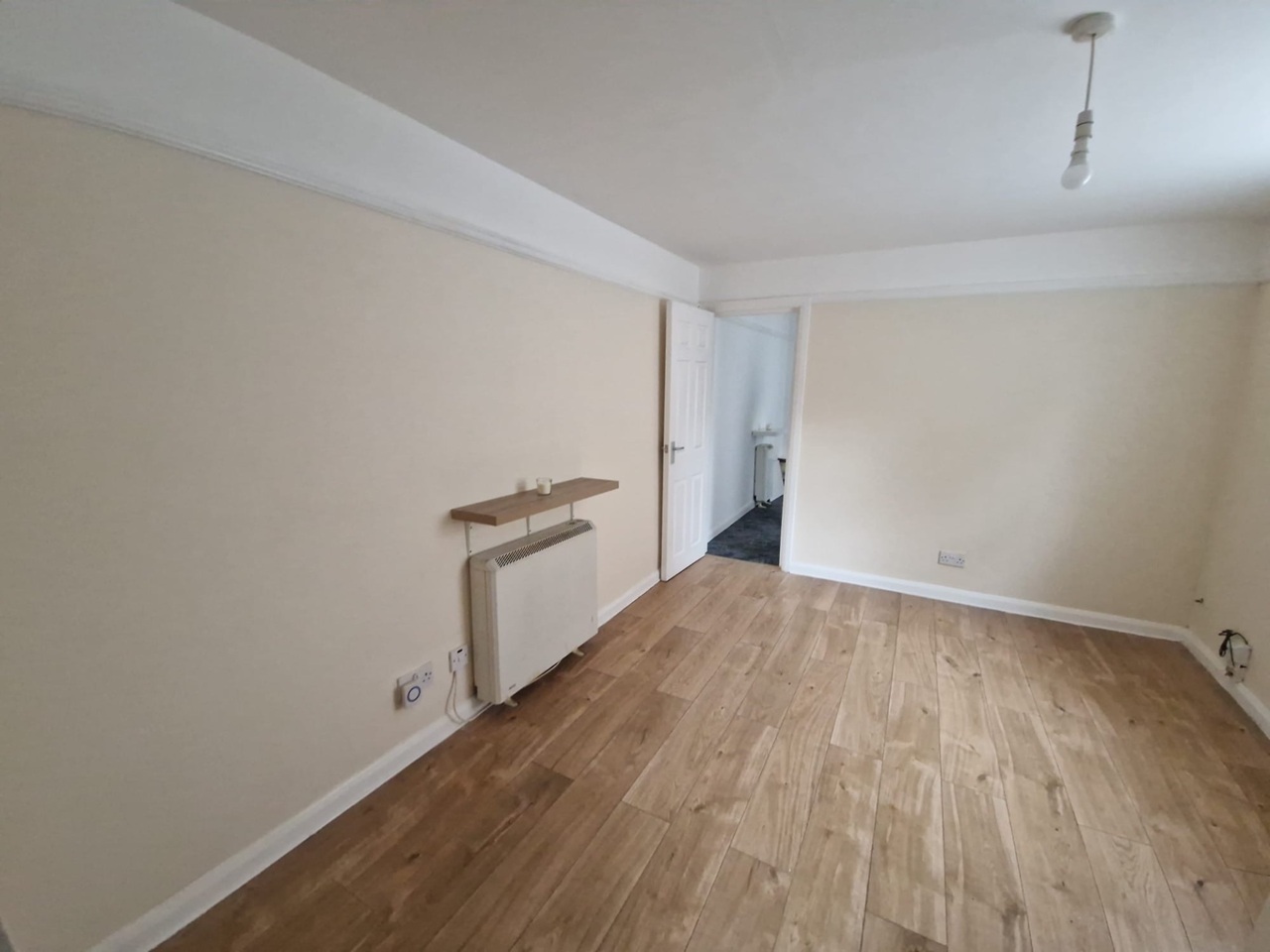 Additional image 7 of 1 Bed Maisonette, Atherley Road, SO15, N1 7GU