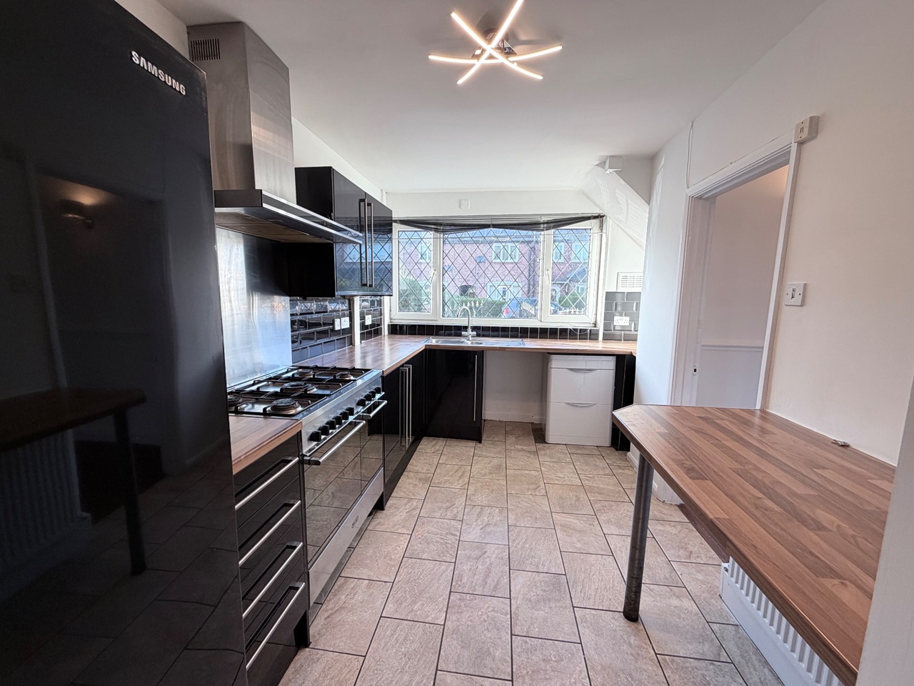 Additional image 5 of 3 Bed Terraced House, Surbiton Road, M40, N1 7GU