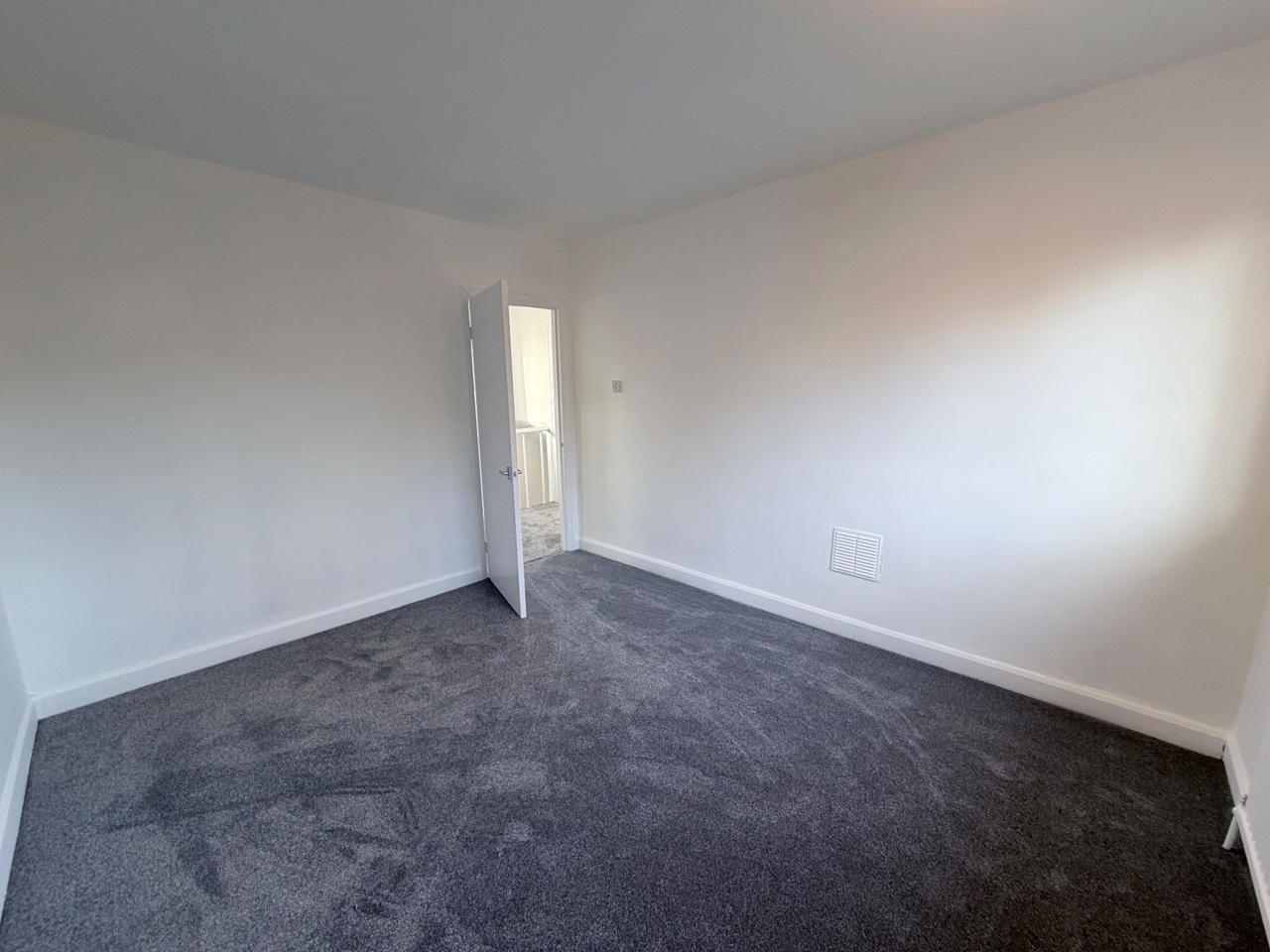 Additional image 11 of 3 Bed Terraced House, Surbiton Road, M40, N1 7GU