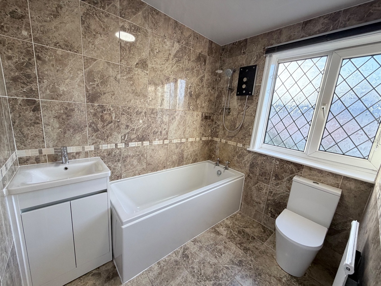 Additional image 12 of 3 Bed Terraced House, Surbiton Road, M40, N1 7GU