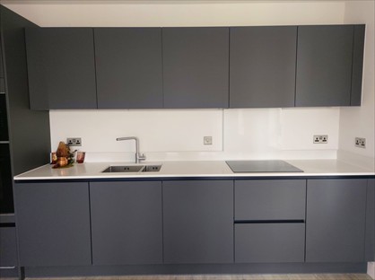 2 Bed Flat, Lilium Court, RM9