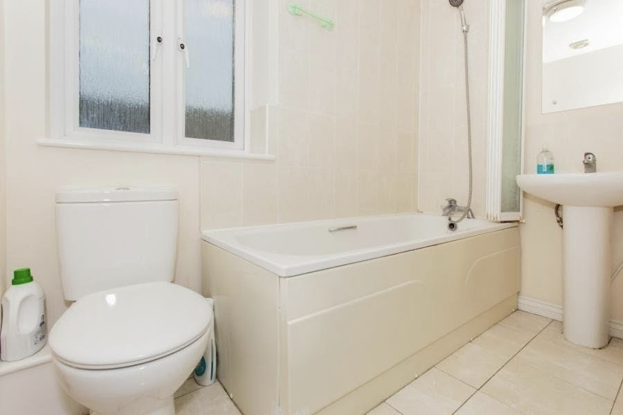 Additional image 9 of 2 Bed Semi-Detached House, Rosehip Road, CB4, N1 7GU