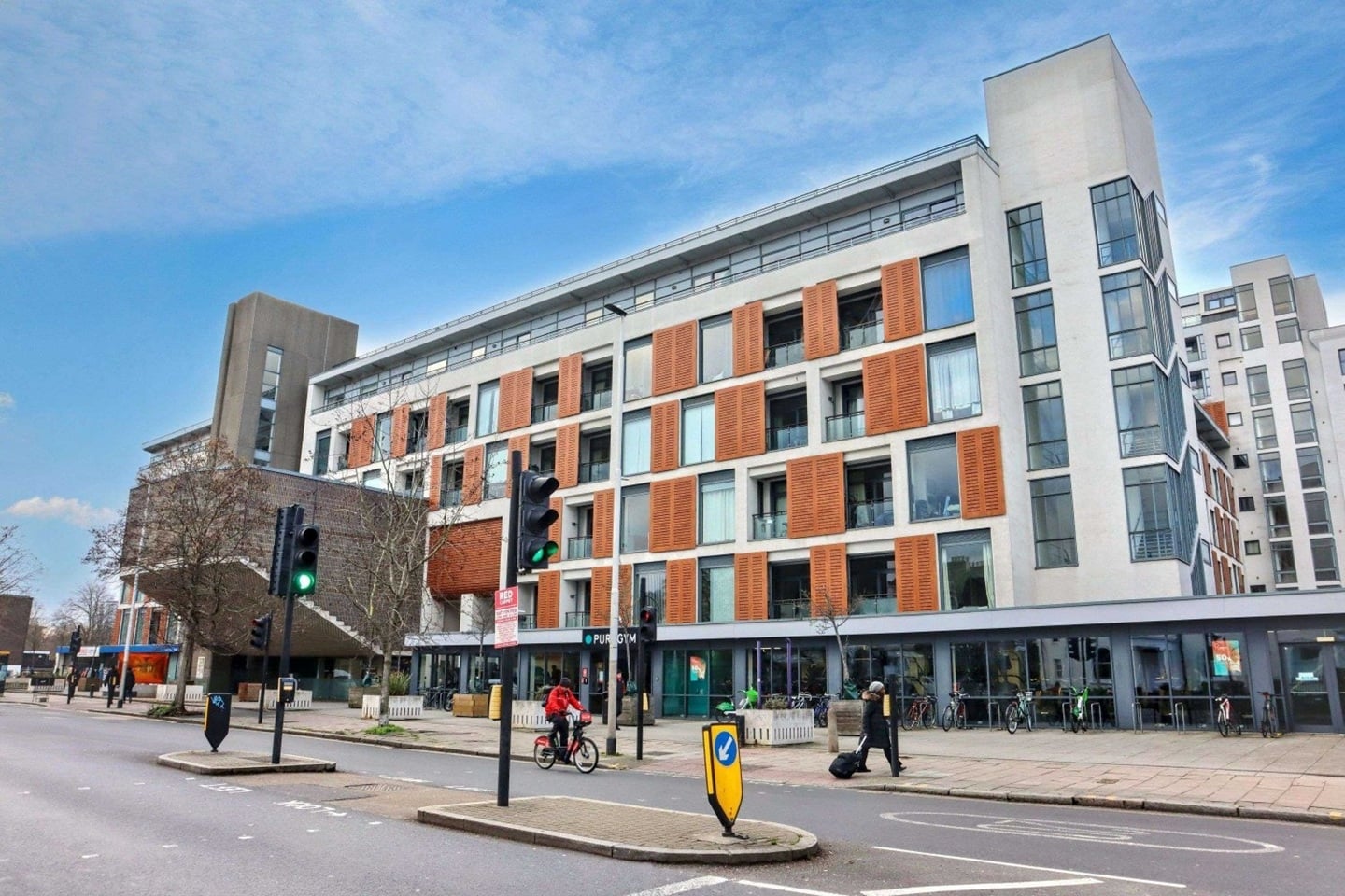 1 Bed Flat, Cornell Square, SW8