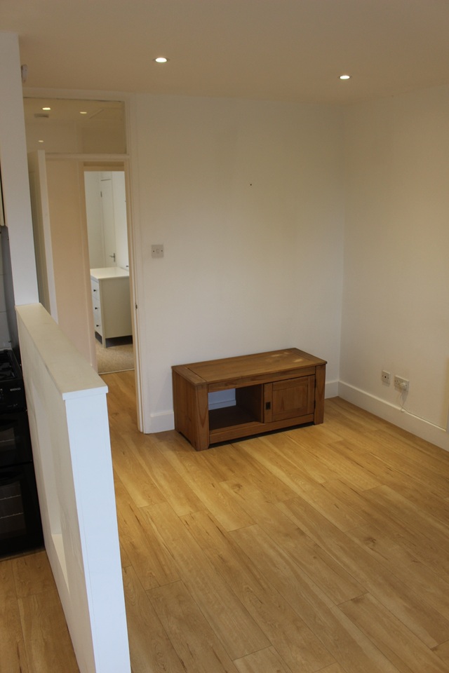 Additional image 12 of 1 Bed Maisonette, Bowerman Close, OX5, N1 7GU