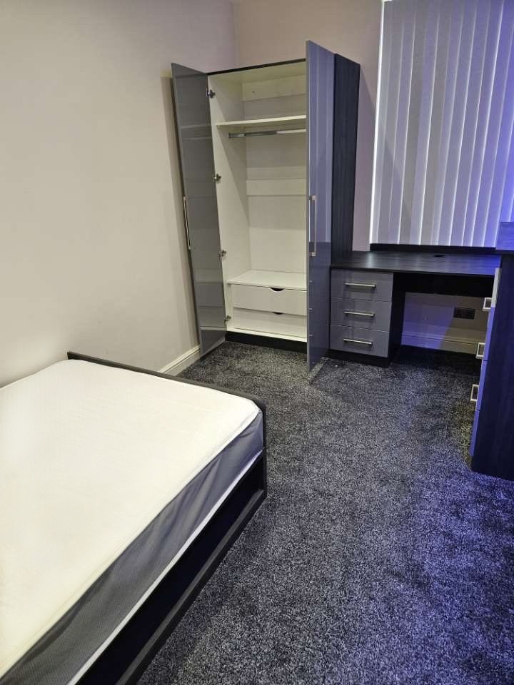 Additional image 2 of Room in a Shared Flat, Montpelier Terrace, LS6, N1 7GU