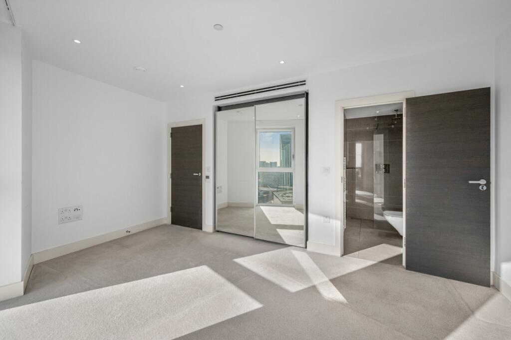 Additional image 5 of 2 Bed Flat, Conquest Tower, SE1, N1 7GU