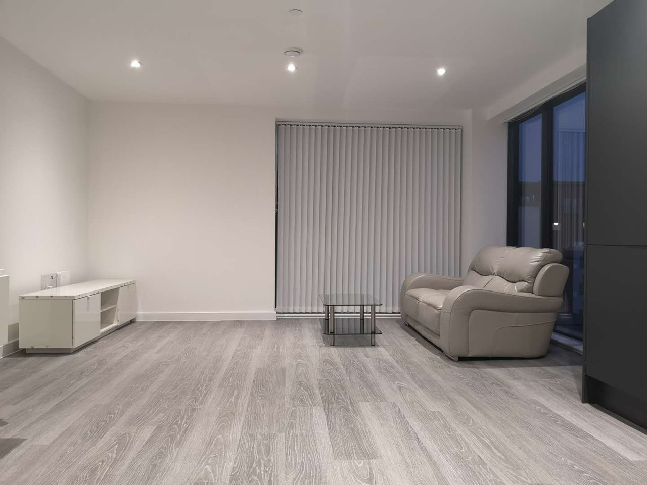 Additional image 5 of 1 Bed Flat, Woden Street, M5, N1 7GU