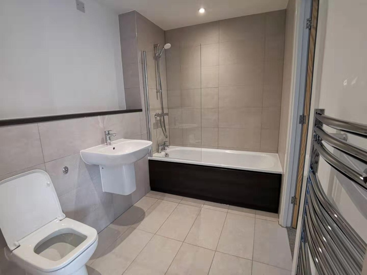 Additional image 8 of 1 Bed Flat, Woden Street, M5, N1 7GU