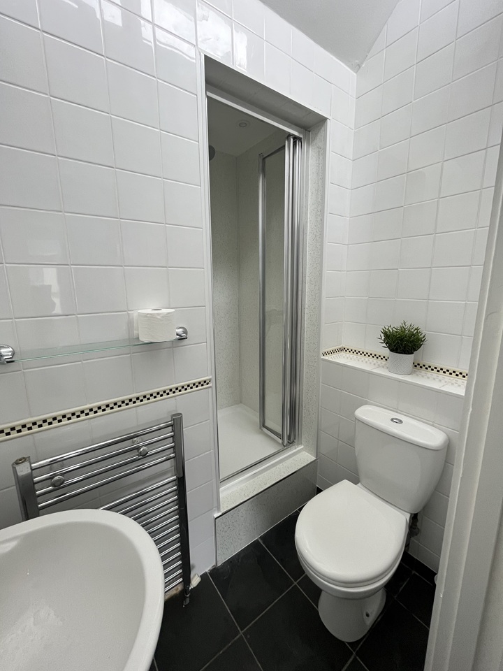 Additional image 3 of 2 Bed Maisonette, Bath St, OX14, N1 7GU