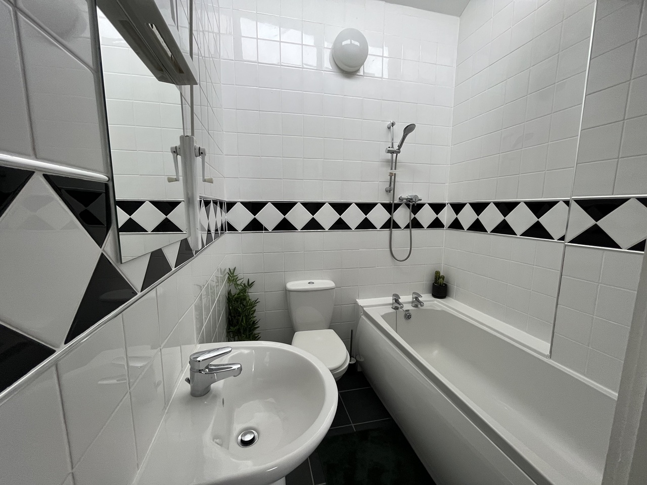 Additional image 6 of 2 Bed Maisonette, Bath St, OX14, N1 7GU