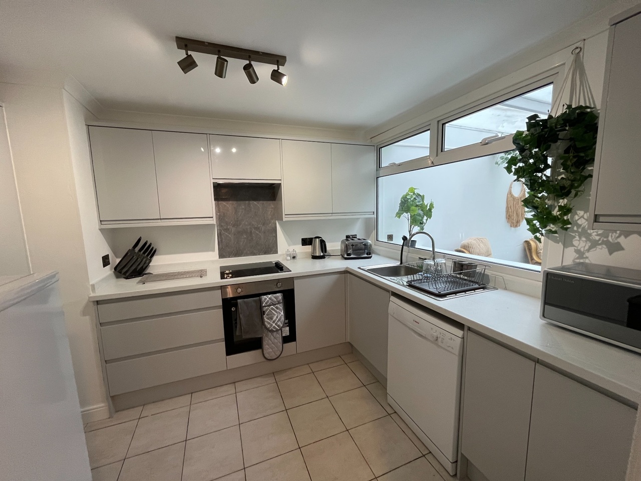 Additional image 25 of 2 Bed Maisonette, Bath St, OX14, N1 7GU