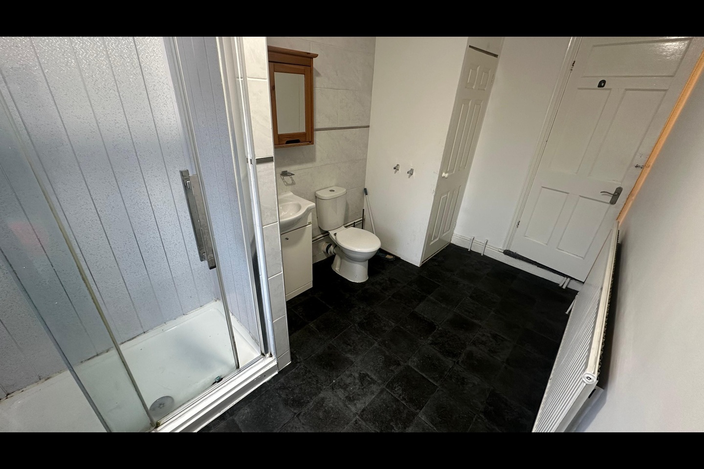 2 Bed Terraced House, Ullswater St, LE2, N1 7GU