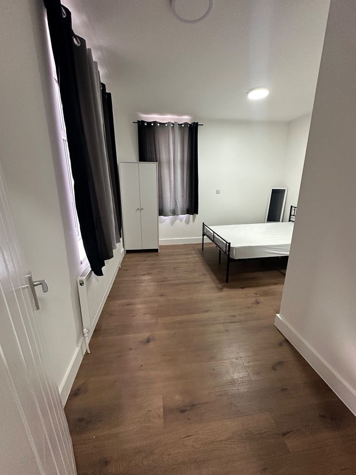 Additional image 4 of Room in a Shared Flat, Henton Road, LE3, N1 7GU